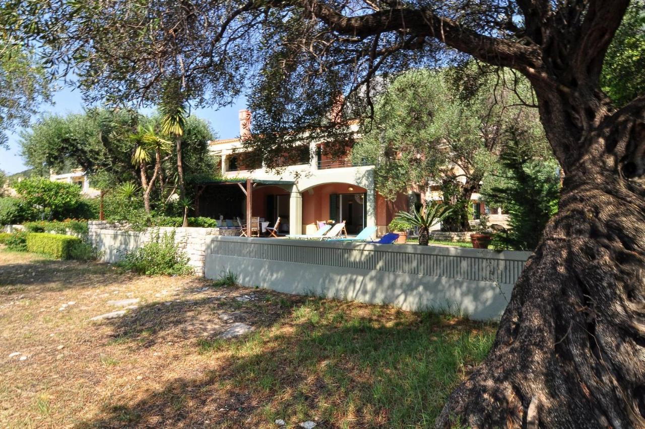 Chloe Apartment Barbati Bagian luar foto