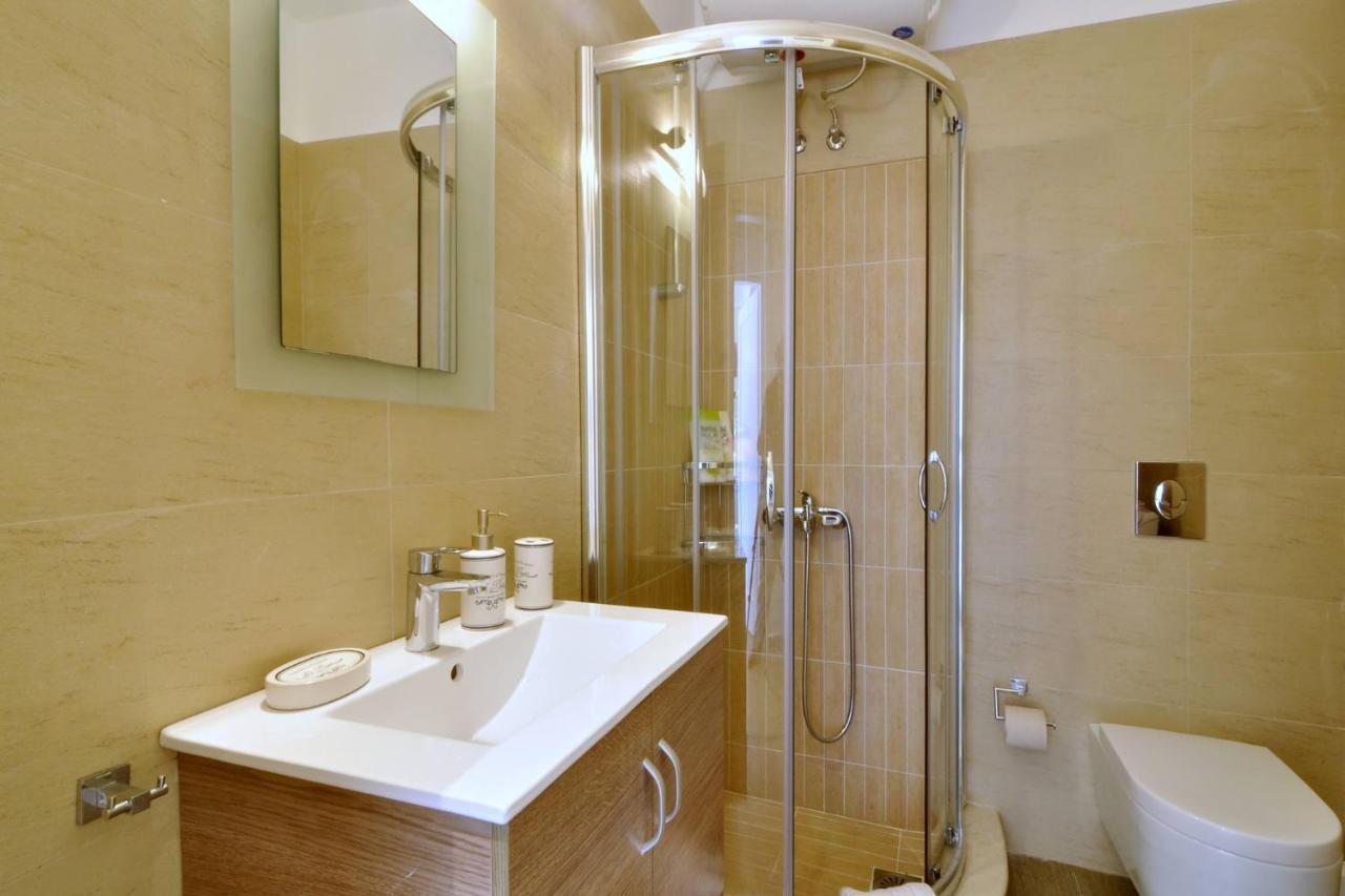 Chloe Apartment Barbati Bagian luar foto